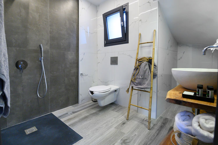 Villas with pool in Preveza